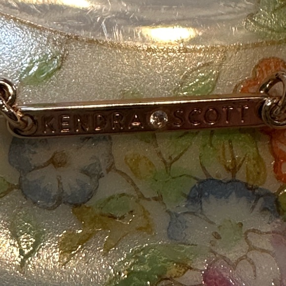 Kendra Scott Rue Long Chain in Rose - Picture 5 of 6